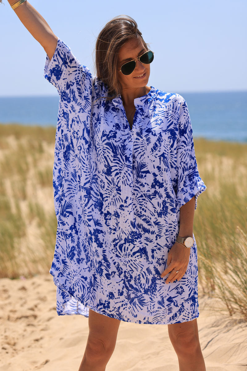 Robe large en coton col v imprimé des iles bleu roi