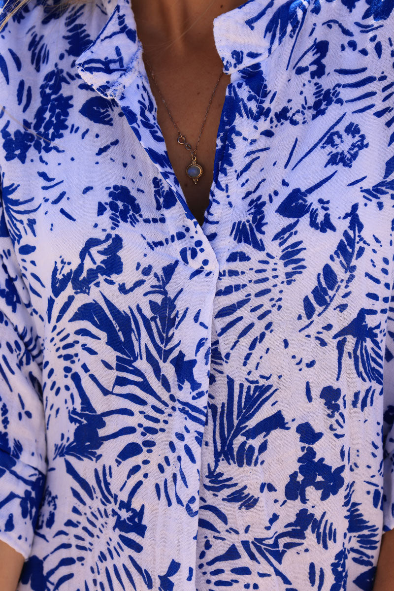 Robe large en coton col v imprimé des iles bleu roi