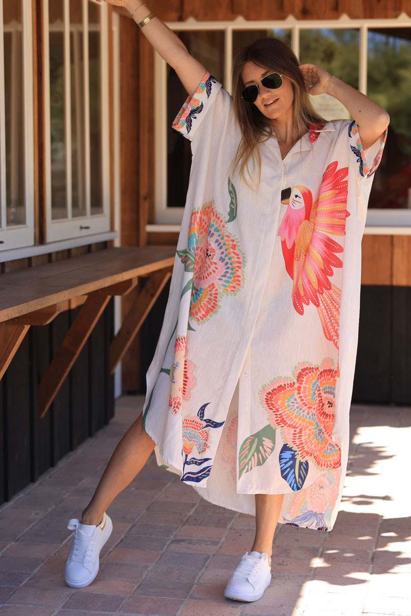 Robe large mi longue écru manches looses motifs fleurs et perroquets colorés