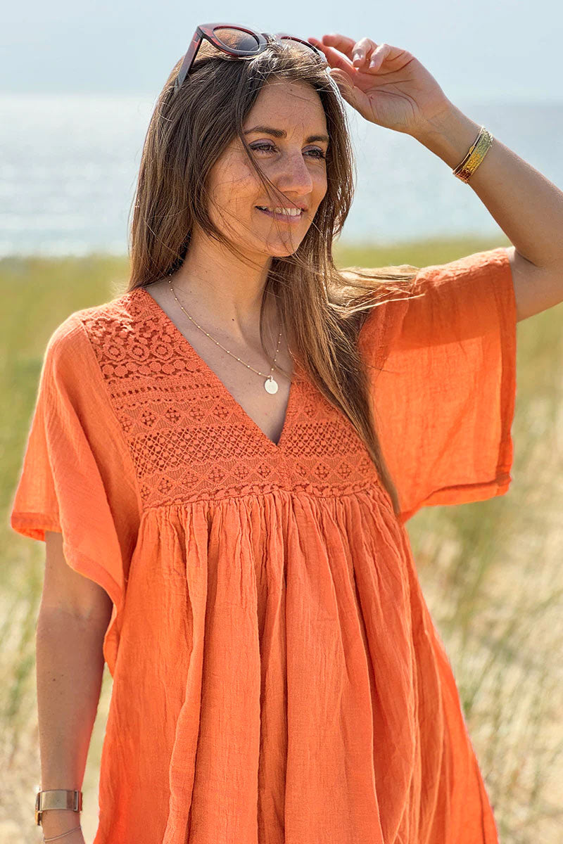 Robe orange légère voile de coton haut dentelle