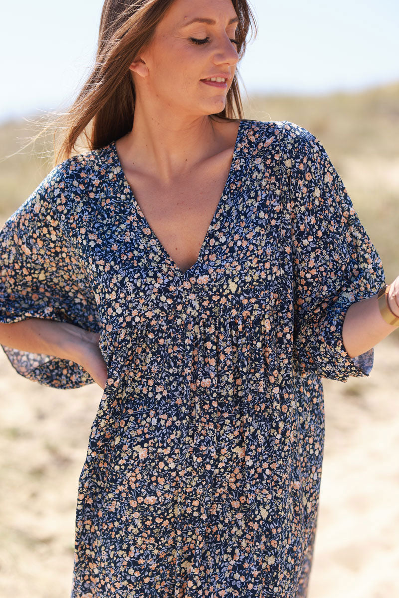 Robe longue bleu marine fluide col V manches courtes imprimé liberty