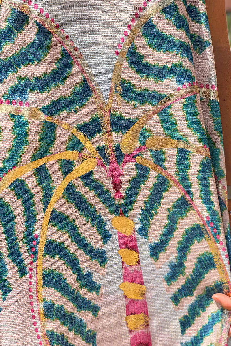 Robe longue brillante sans manches imprimé palmier camo et léopard