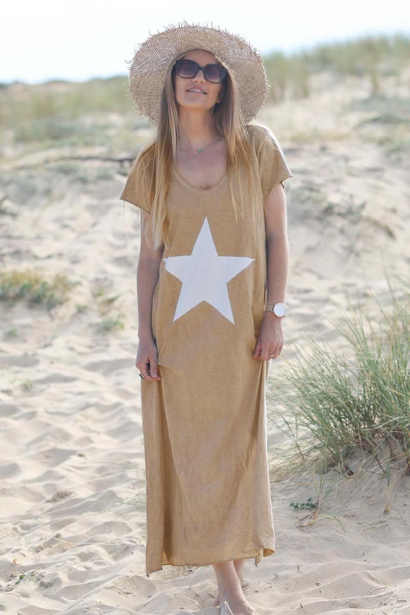 Robe longue en coton colorée couleur camel grande étoile blanche devant matière tshirt E126