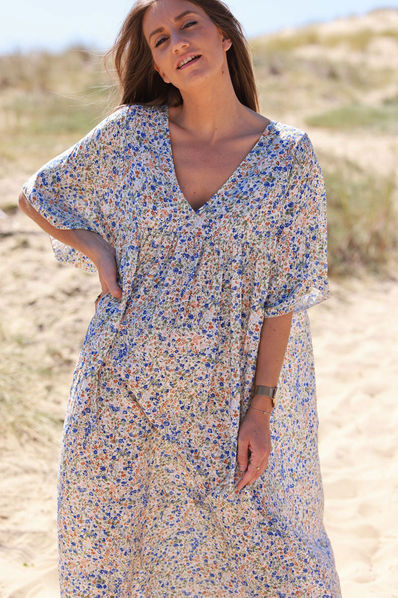 Robe longue fluide col V manches courtes imprimé liberty bleu roi
