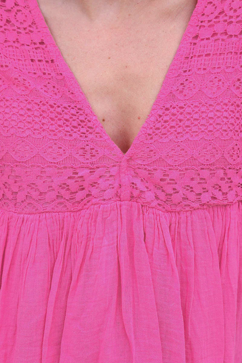 Robe fuchsia légère voile de coton haut dentelle