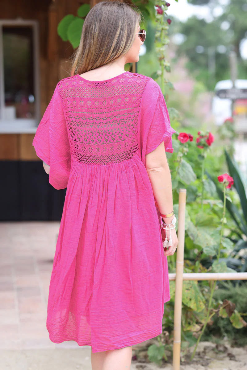 Robe fuchsia légère voile de coton haut dentelle
