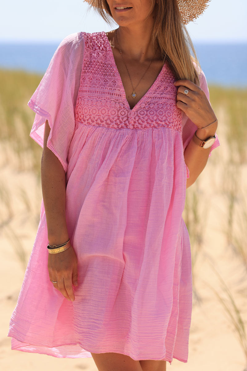 Robe rose légère voile de coton haut dentelle