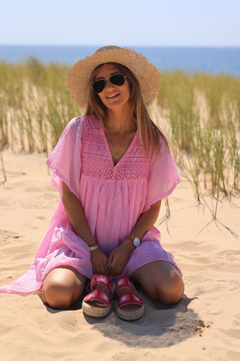 Robe rose légère voile de coton haut dentelle