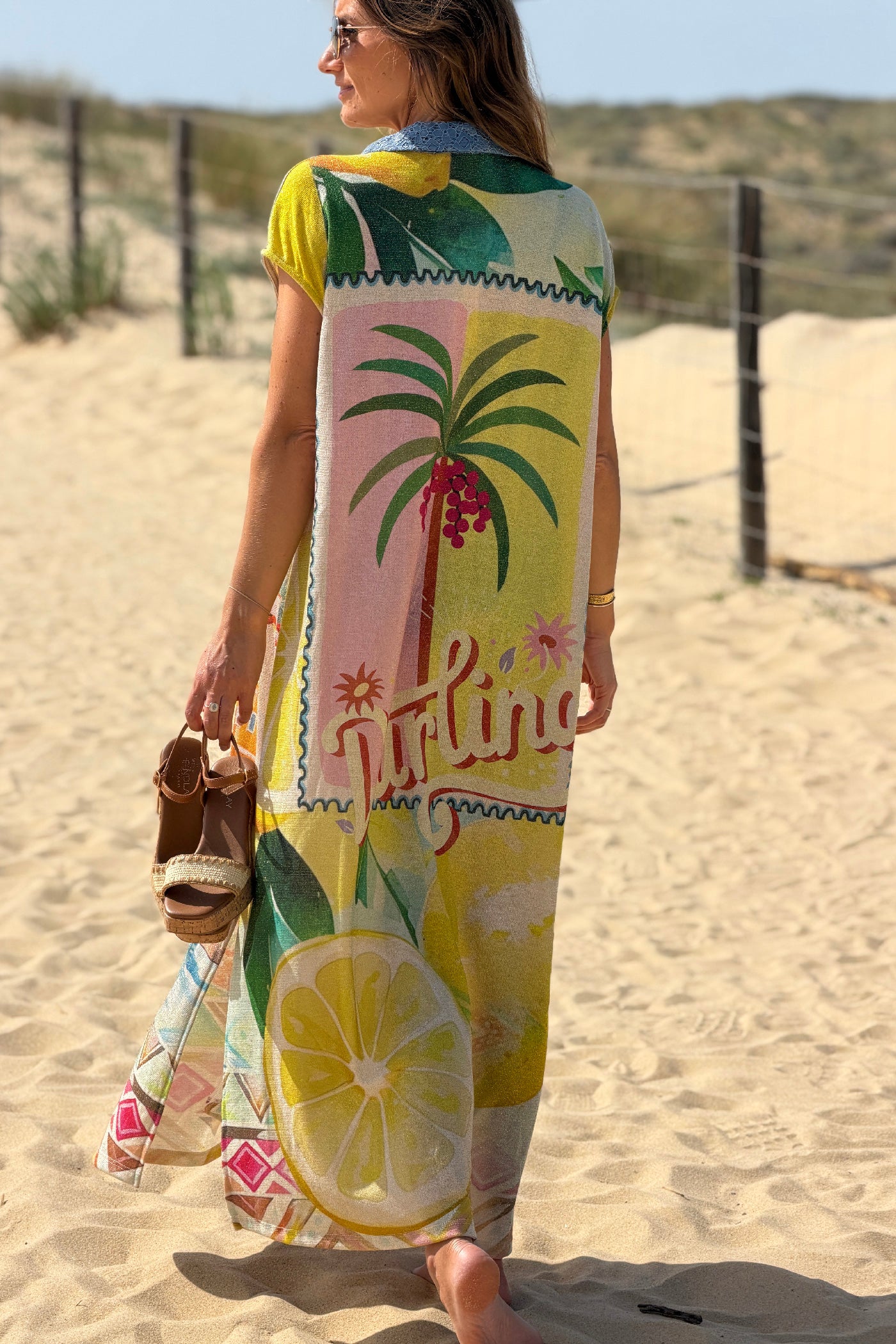 Robe sans manches brillante imprimé Italy citrons col chemise en dentelle