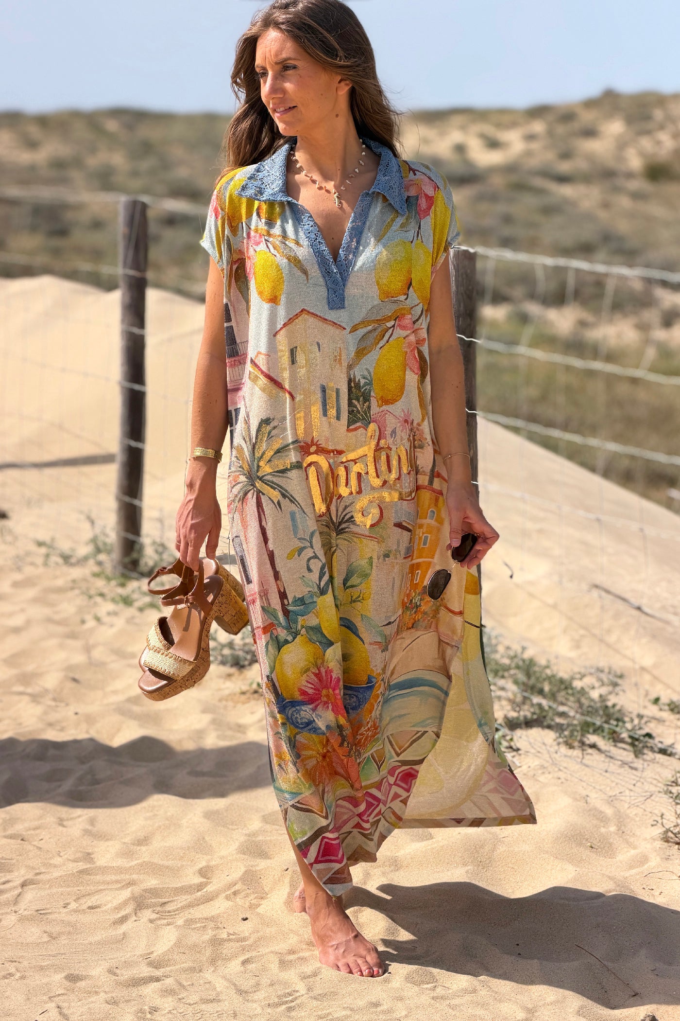 Robe sans manches brillante imprimé Italy citrons col chemise en dentelle