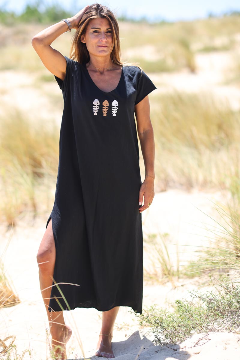 Black V-neck maxi t-shirt dress with trio fish