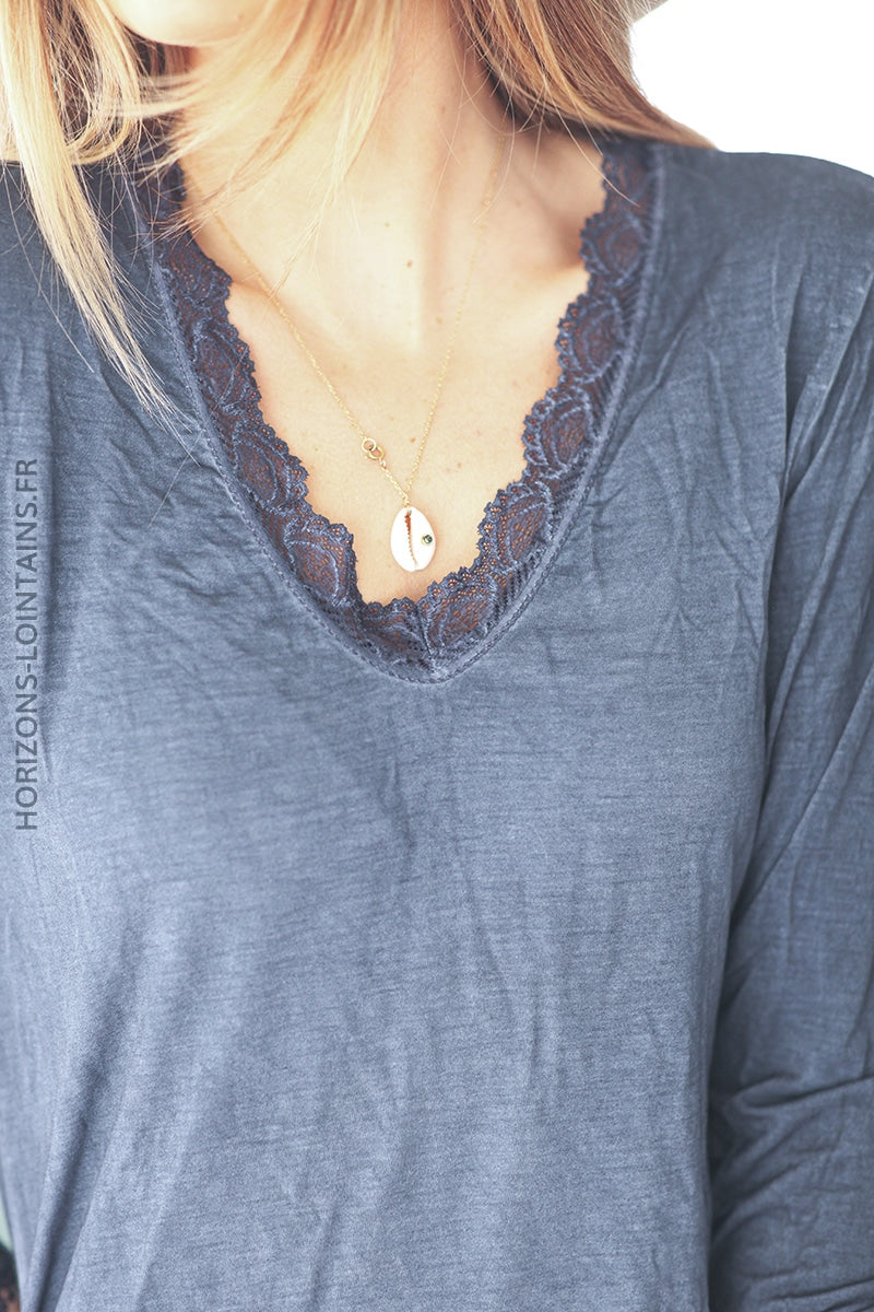 SOUS PULL BLEU MARINE DENTELLE COL ET BAS B010 (1)