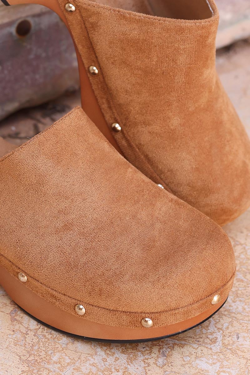 Sabots camel à talons en suédine petits clous dorés chaussures été pour femme H009