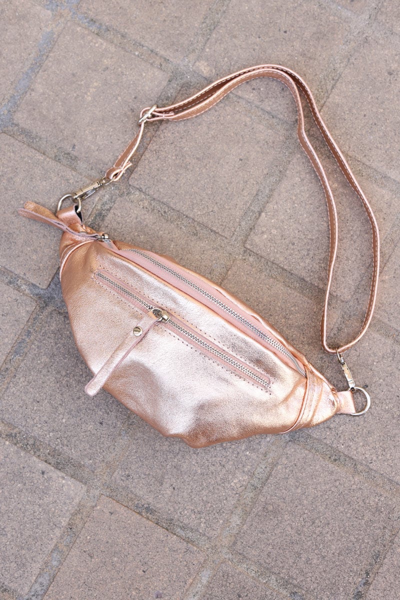 Fanny pack 2024 rose gold