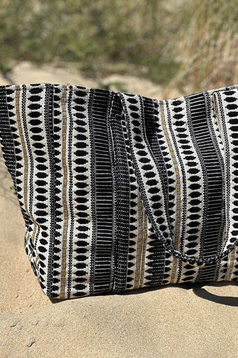 Sac cabas en coton effet piqué broderie motif noir et doré