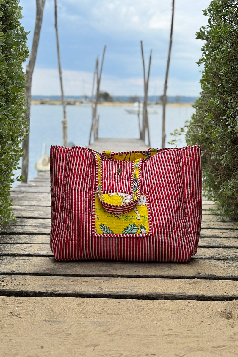 Sac cabas jaune en coton matelasse réversible imprimé jungle ou rayures rouge