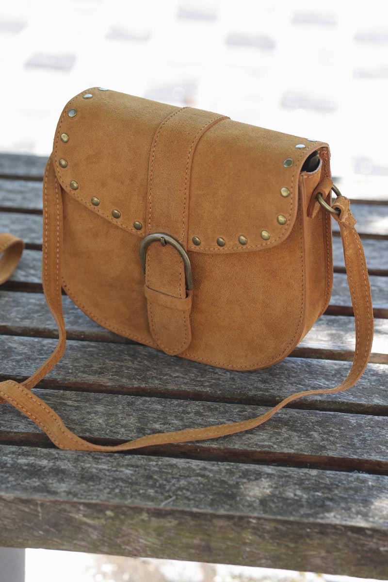 Sac cartable cloute en croute de cuir camel G032 (1)