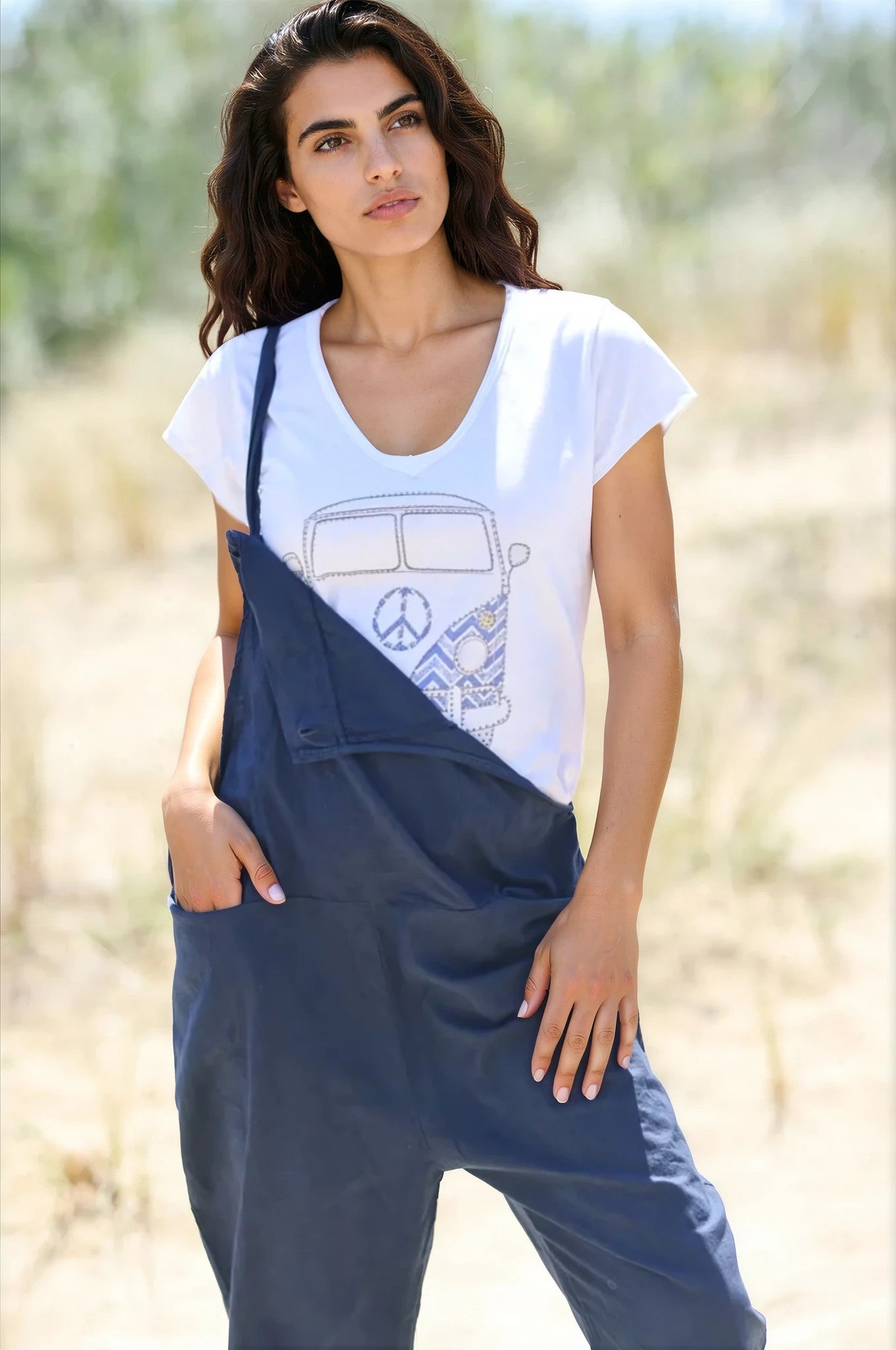 Salopette fluide bleu marine mi coton mi lin bretelles nœuds