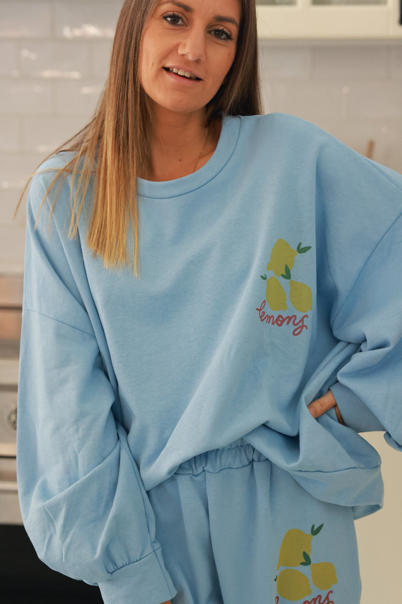 Sweat bleu ciel large et confort motif citrons lemons délavé