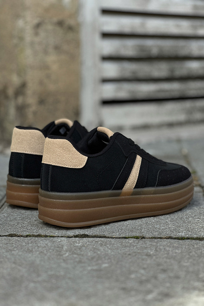 Tennis noires à plateforme rayure et talon en suédine beige