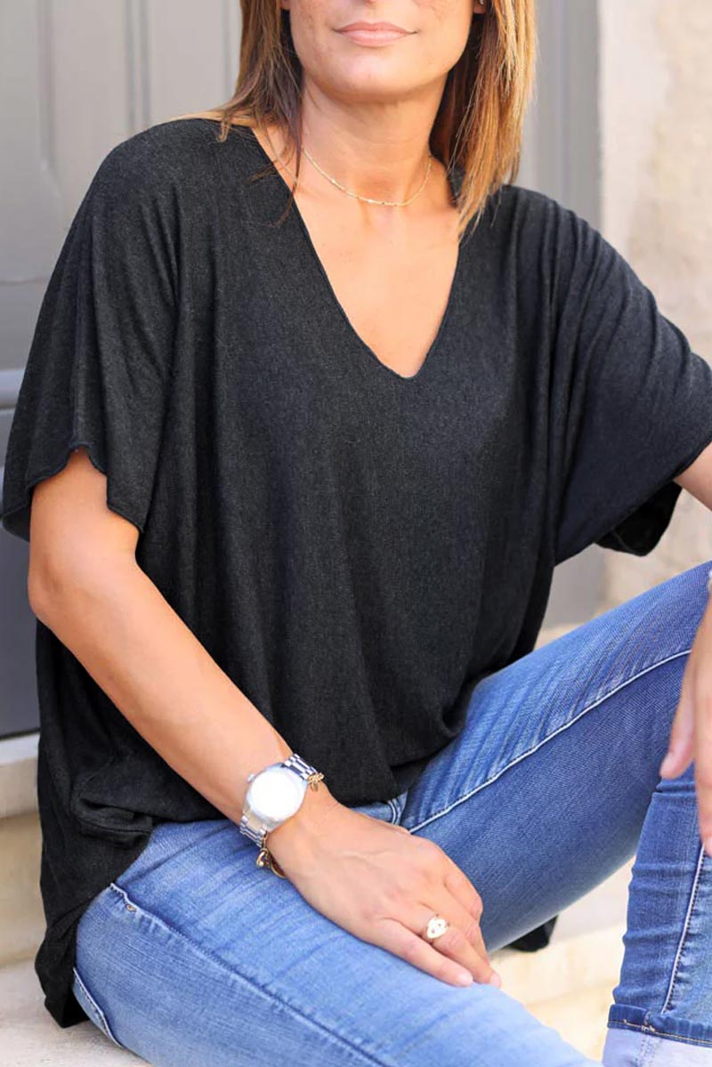 Relaxed fit heather dark grey v-neck top