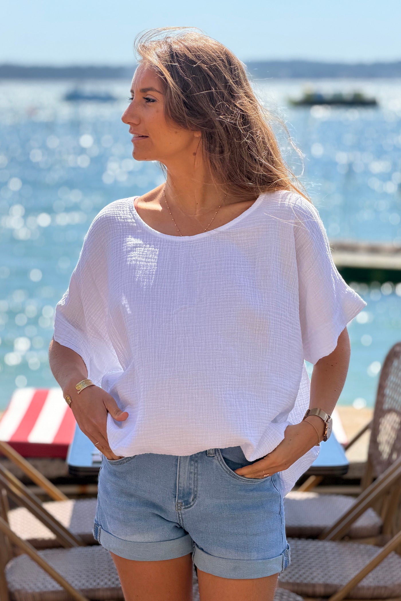 Top large blanc en gaze de coton basique col rond
