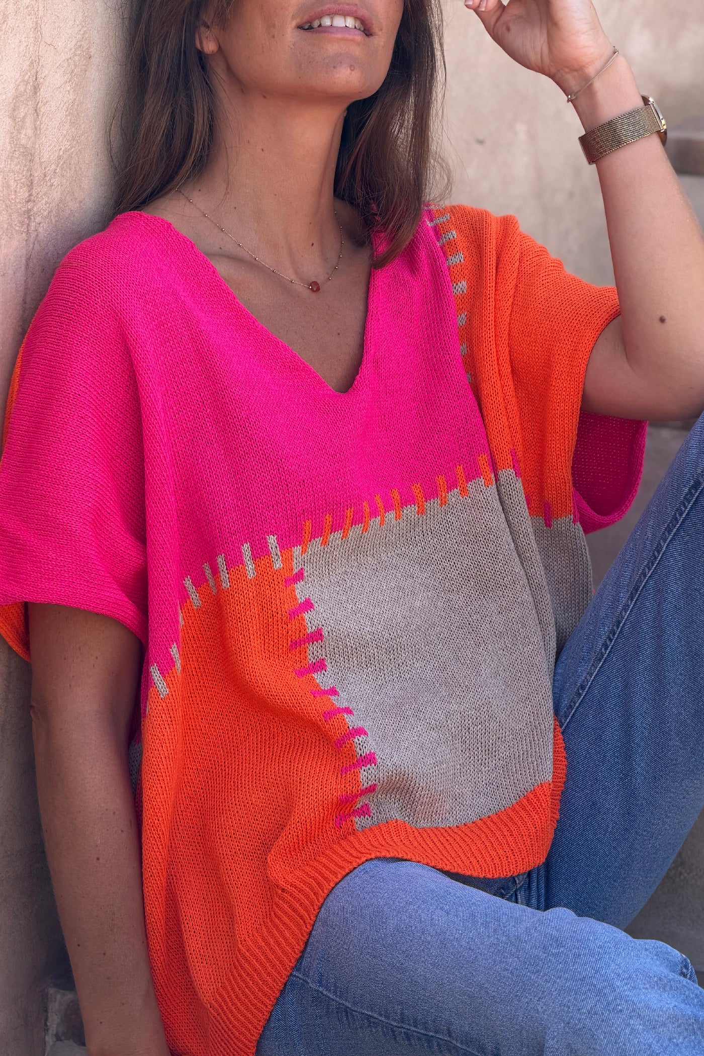 Top maille coton large motif patchwork orange et fuchsia