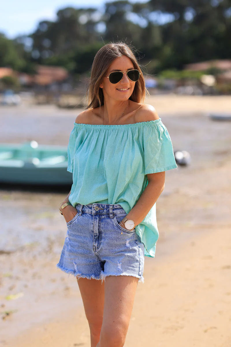 Top turquoise délavé en coton col élastique rond ou bardot