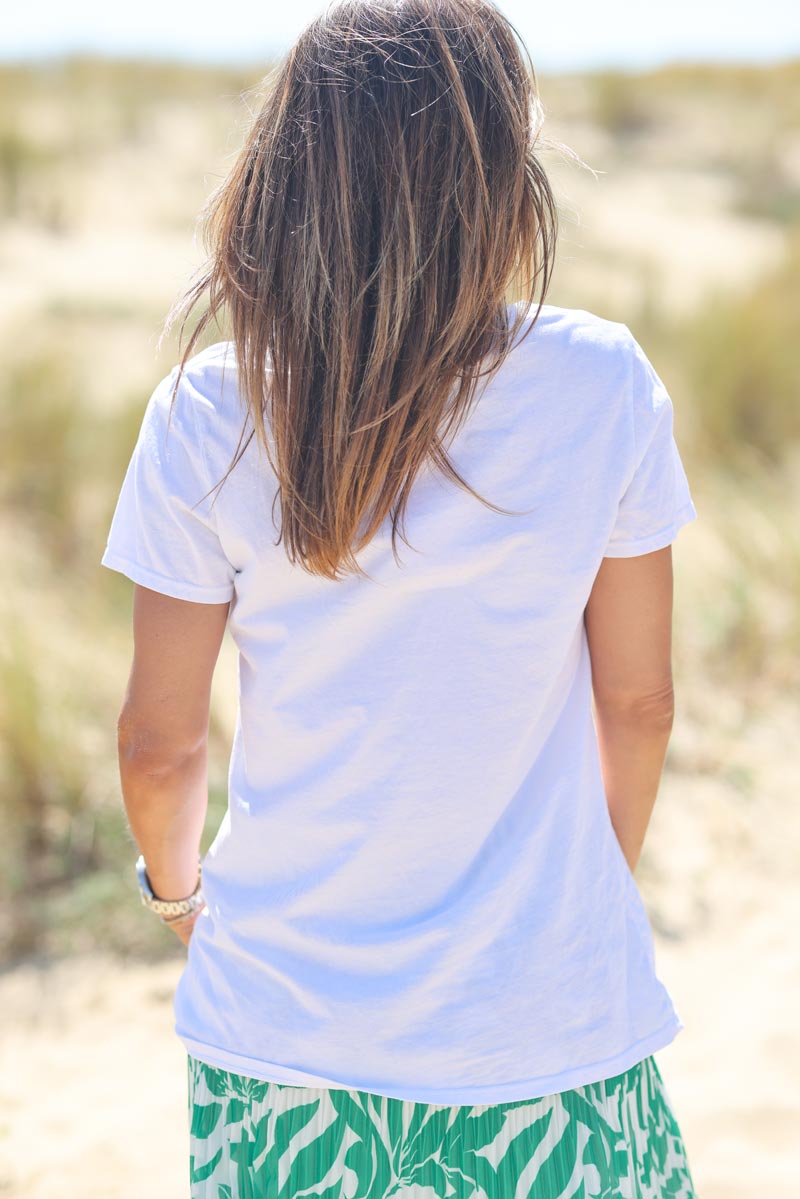 Tshirt blanc col v en coton Terasse Copines Apero vert g203 (1)