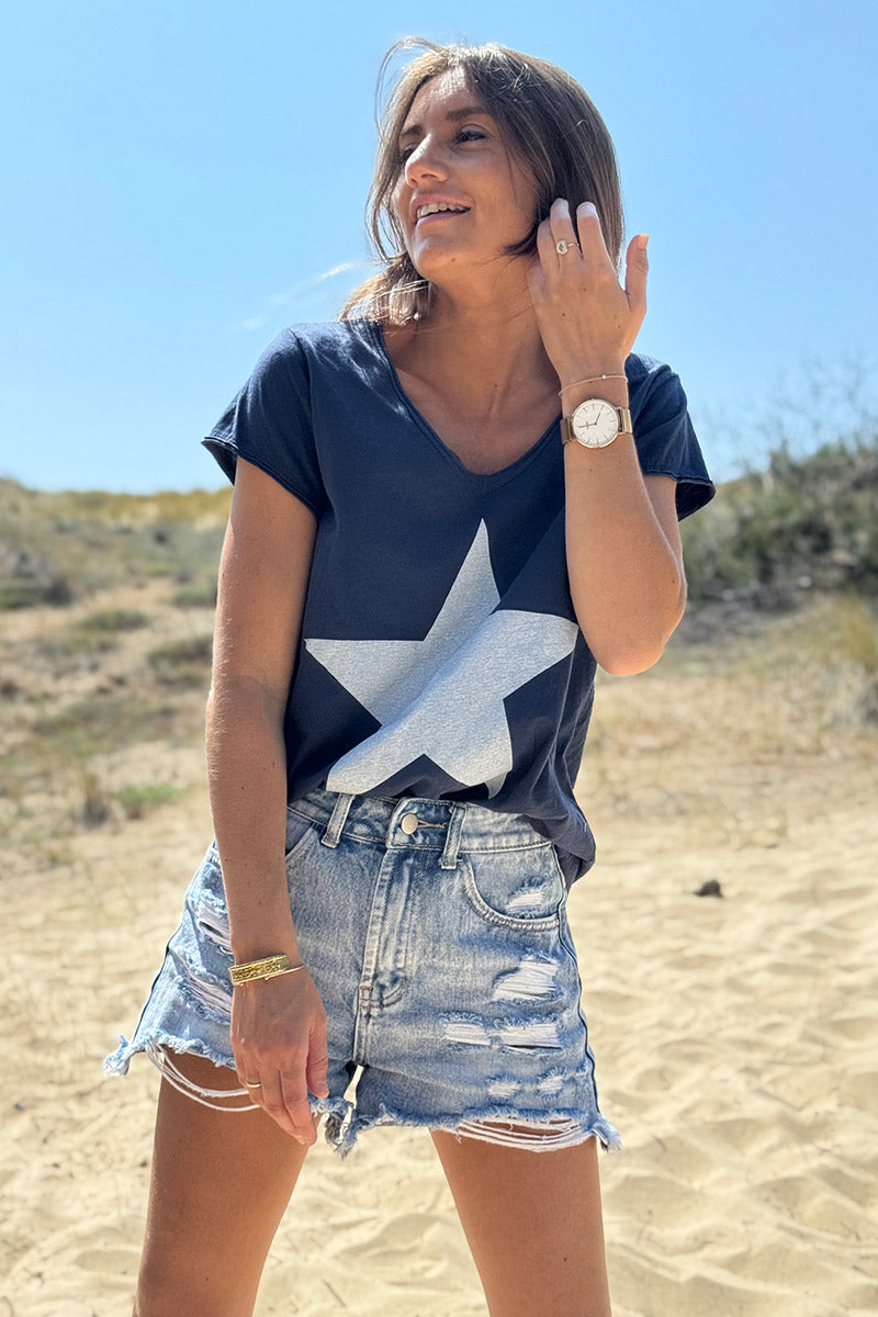 T-shirt bleu marine en coton étoile col v