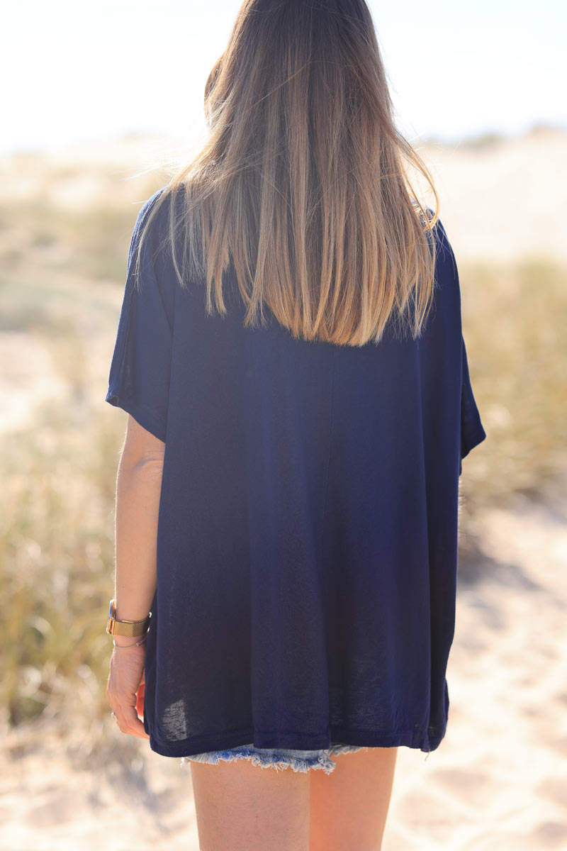 T-shirt bleu marine souple large et loose manches courtes chauve souris