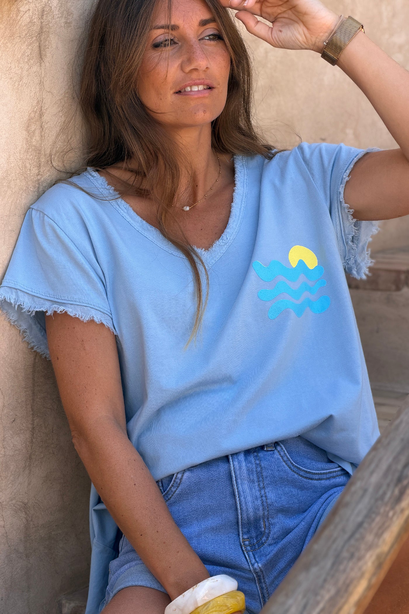 Tshirt bleu stretch et large vague et Cote d'Azur détail franges