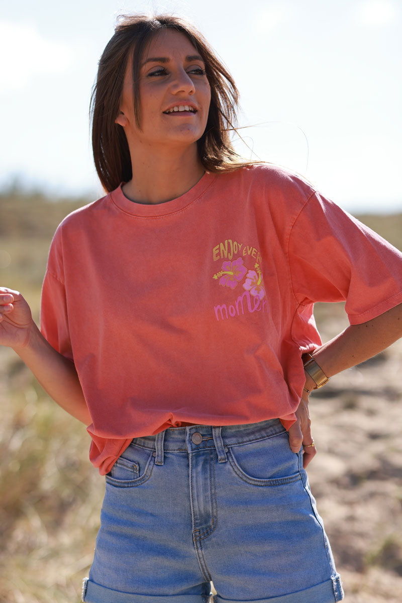 Tshirt corail délavé en coton Enjoy every moments hibiscus
