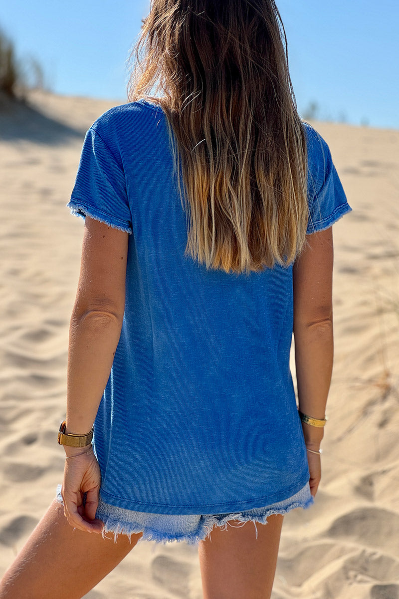 Tshirt coton stretch bleu roi délavé finitions petites franges