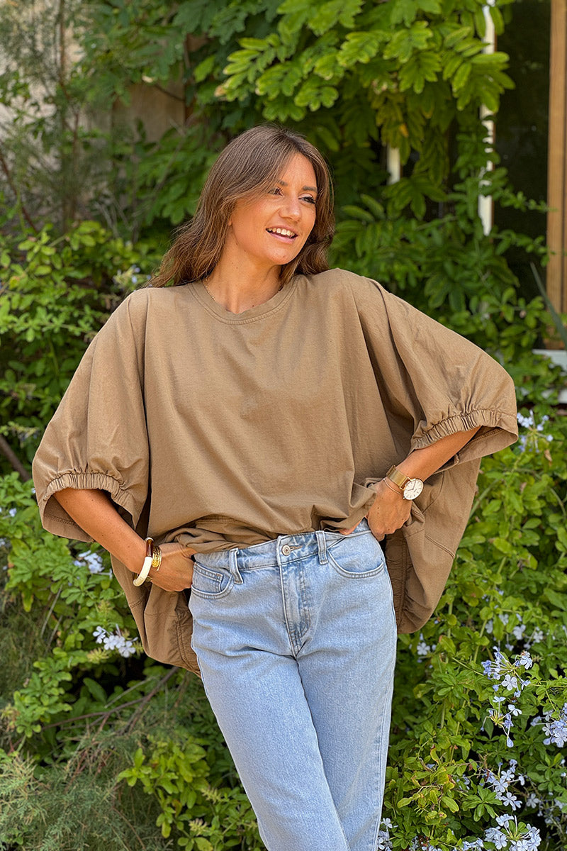 Tshirt large et loose camel en coton détail couture élastique manches et bas