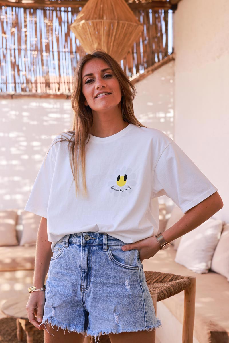 Off white Good Vibes Only Daisy Tee