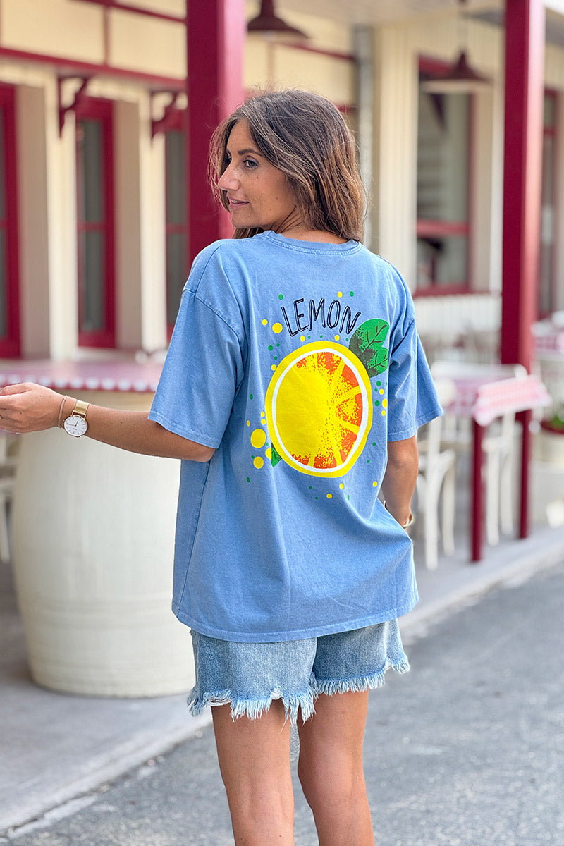 Tshirt loose bleu jean délavé col rond manches courtes inscription lemon devant et gros citron dos