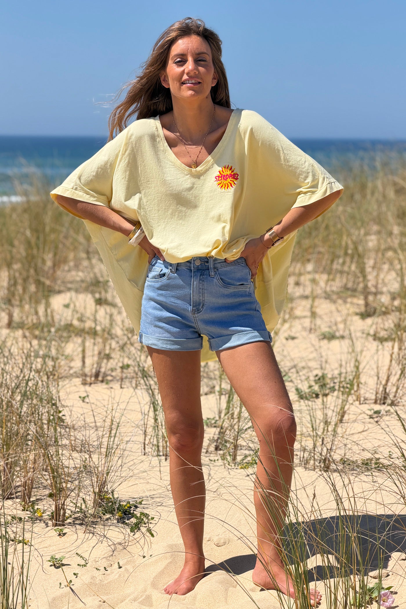 Tshirt loose oversize et stretch jaune motif Soleil St tropez