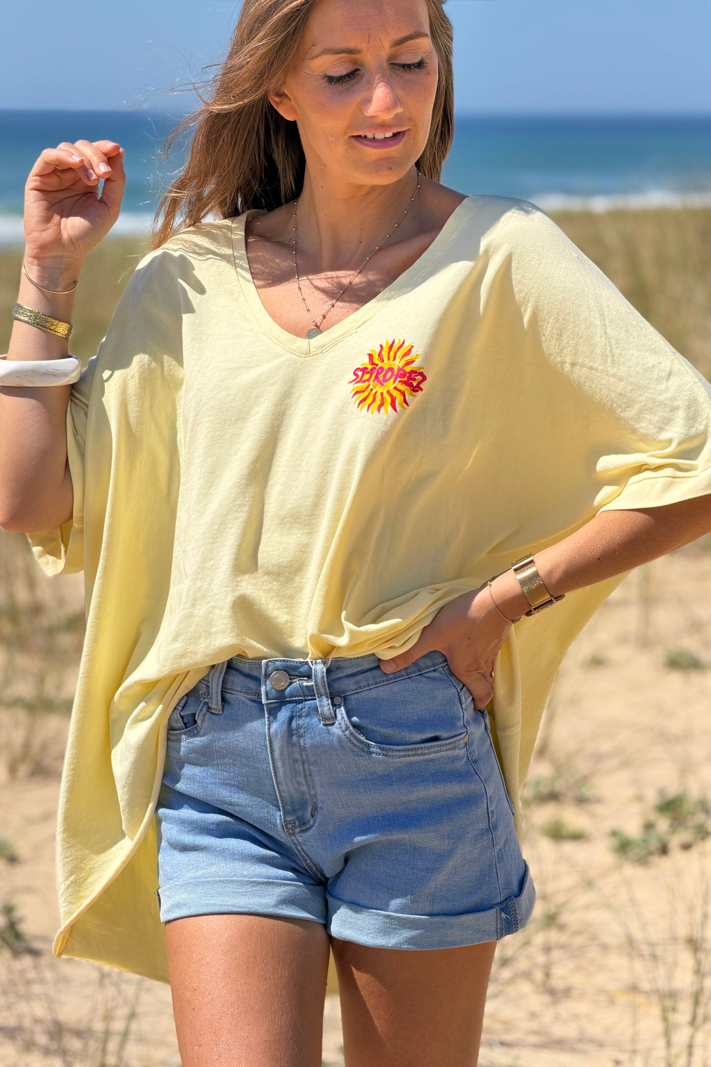 Tshirt loose oversize et stretch jaune motif Soleil St tropez