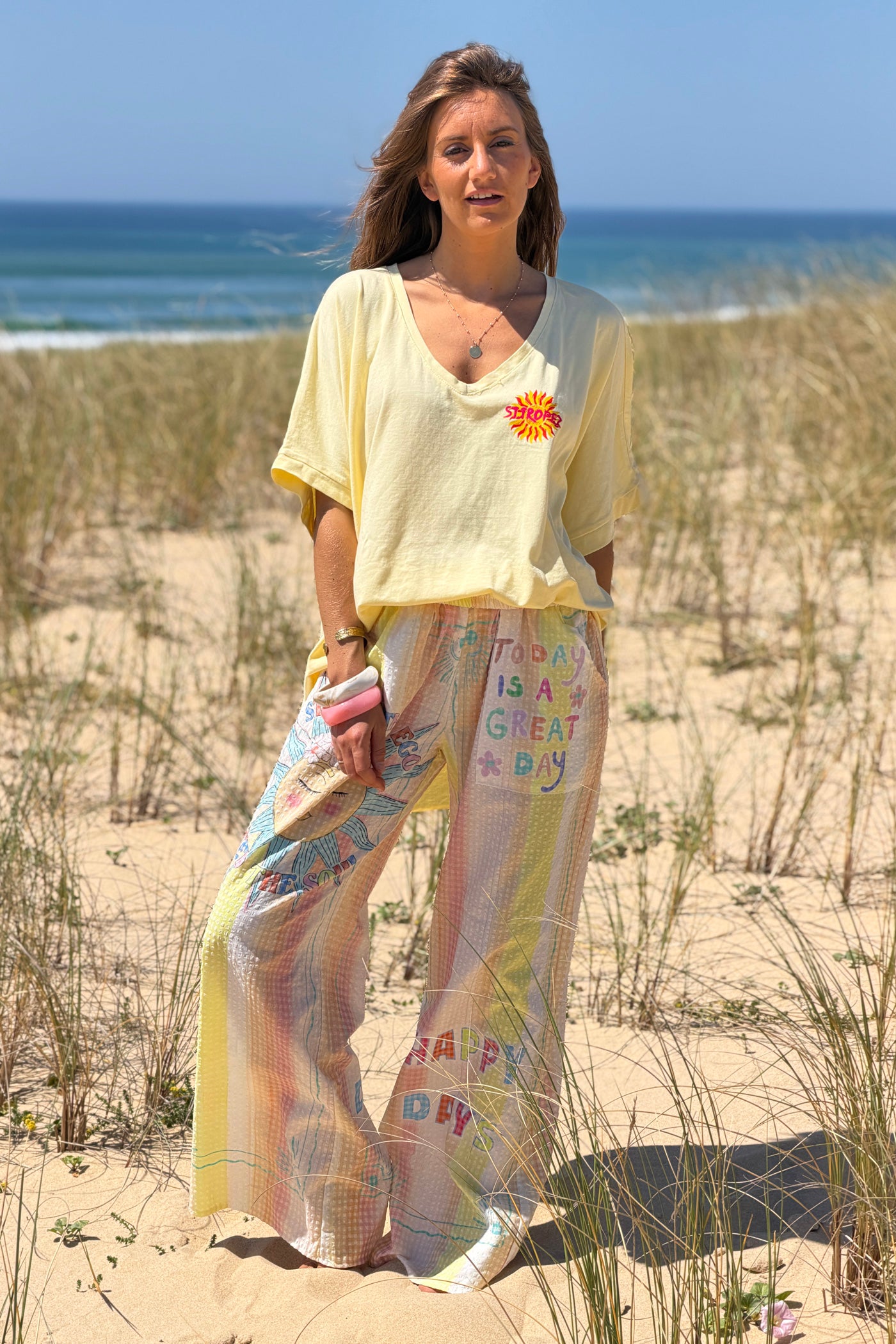 Tshirt loose oversize et stretch jaune motif Soleil St tropez