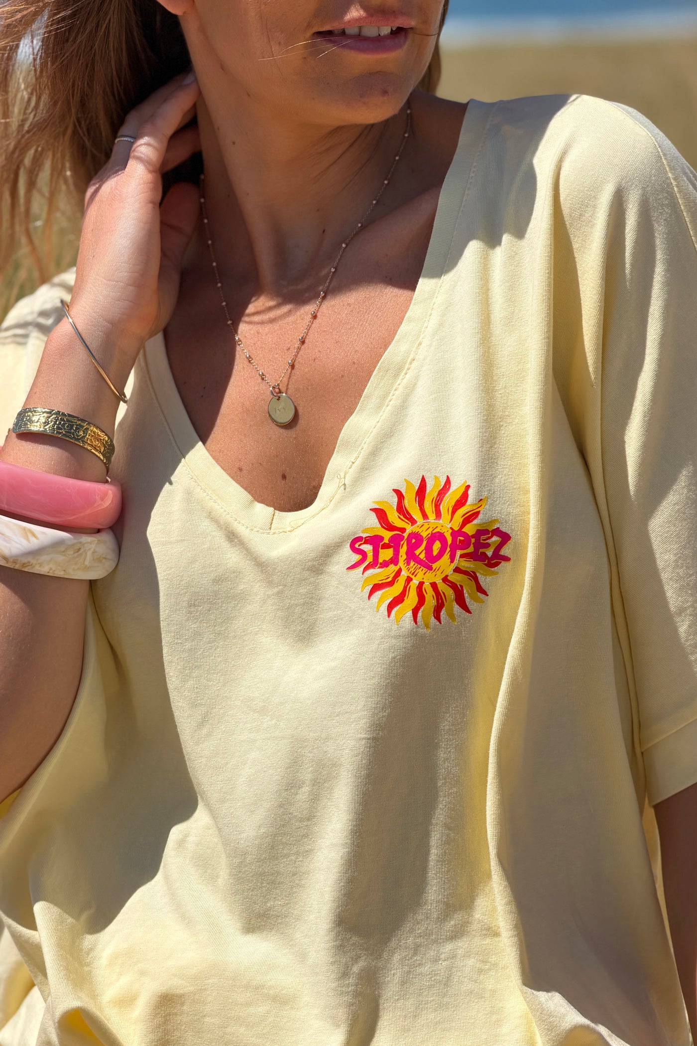 Tshirt loose oversize et stretch jaune motif Soleil St tropez