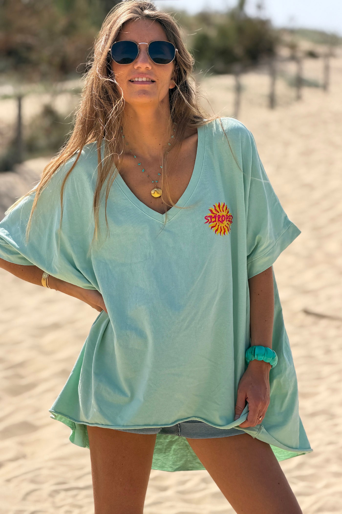 Tshirt loose oversize et stretch vert d'eau fonce motif Soleil St tropez
