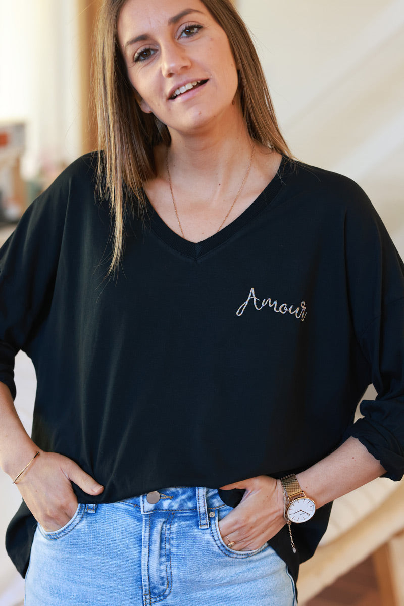 T-shirt noir en coton manches longues broderie Amour fils colorés col v