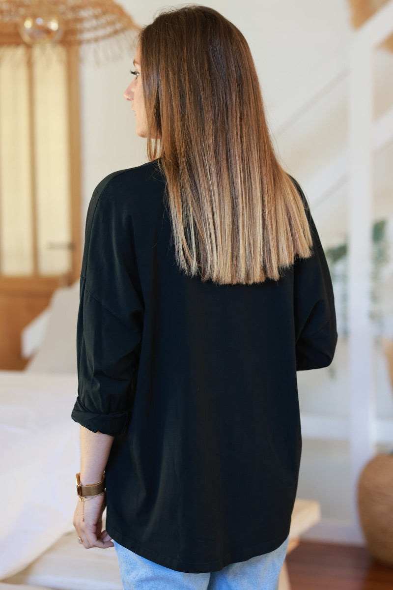 T-shirt noir en coton manches longues broderie Amour fils colorés col v