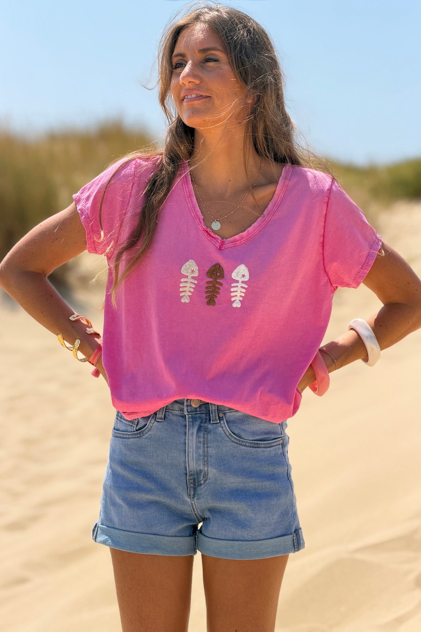 Tshirt fuchsia délavé coton col v franges trio poissons bouclettes
