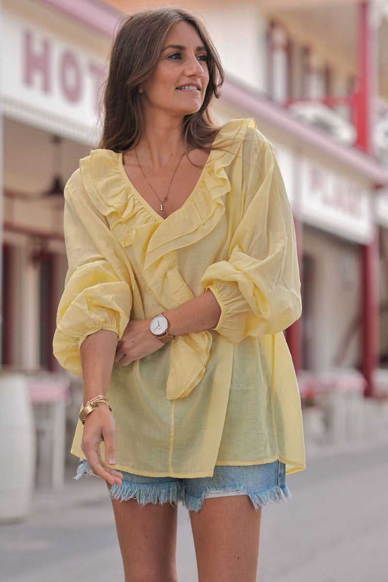 Tunique large voile de coton jaune manches longues avec volant au col