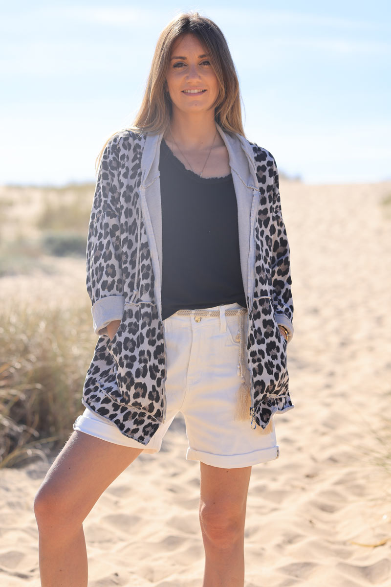 Veste en coton à capuche matière jogging imprimé léopard avec zip