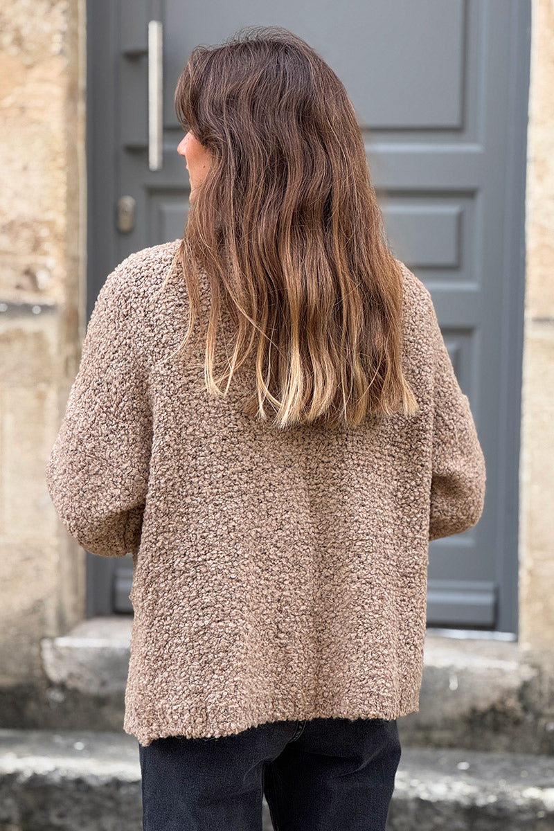 Veste en laine mélangée et alpaga camel maille bouclette franges aux manches et col