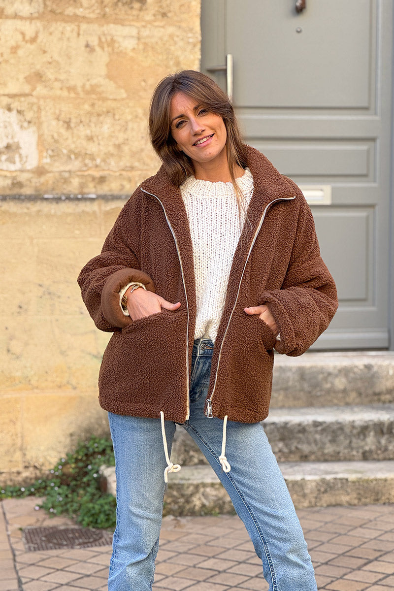 Veste moumoute douce marron resserable zip et grandes poches col montant