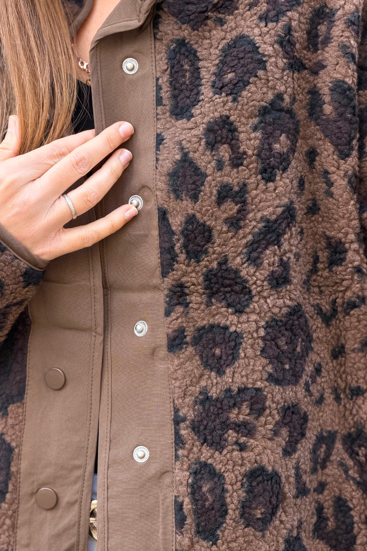 Veste polaire léopard double à boutons